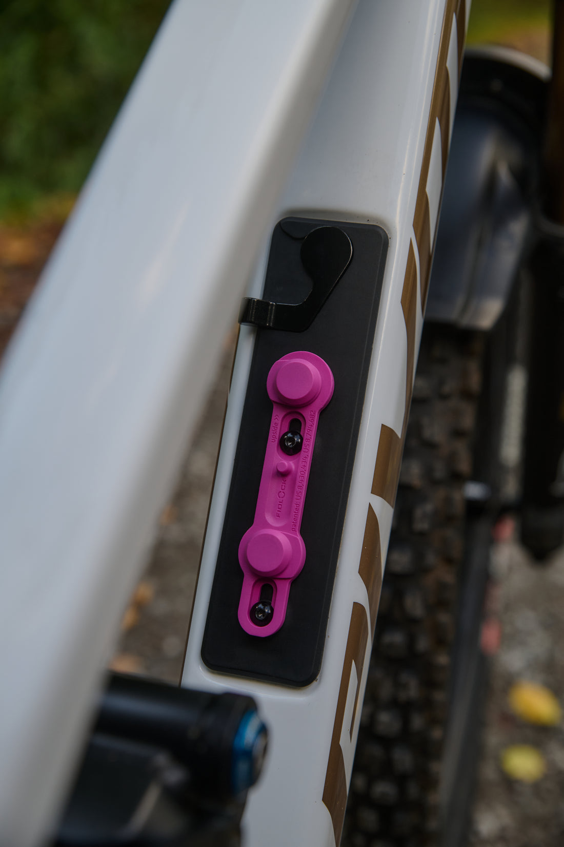 fidlock twist bike base magenta MAG